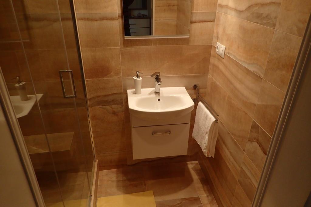 Apartment In City Center - Morassi Karlovy Vary Habitación foto